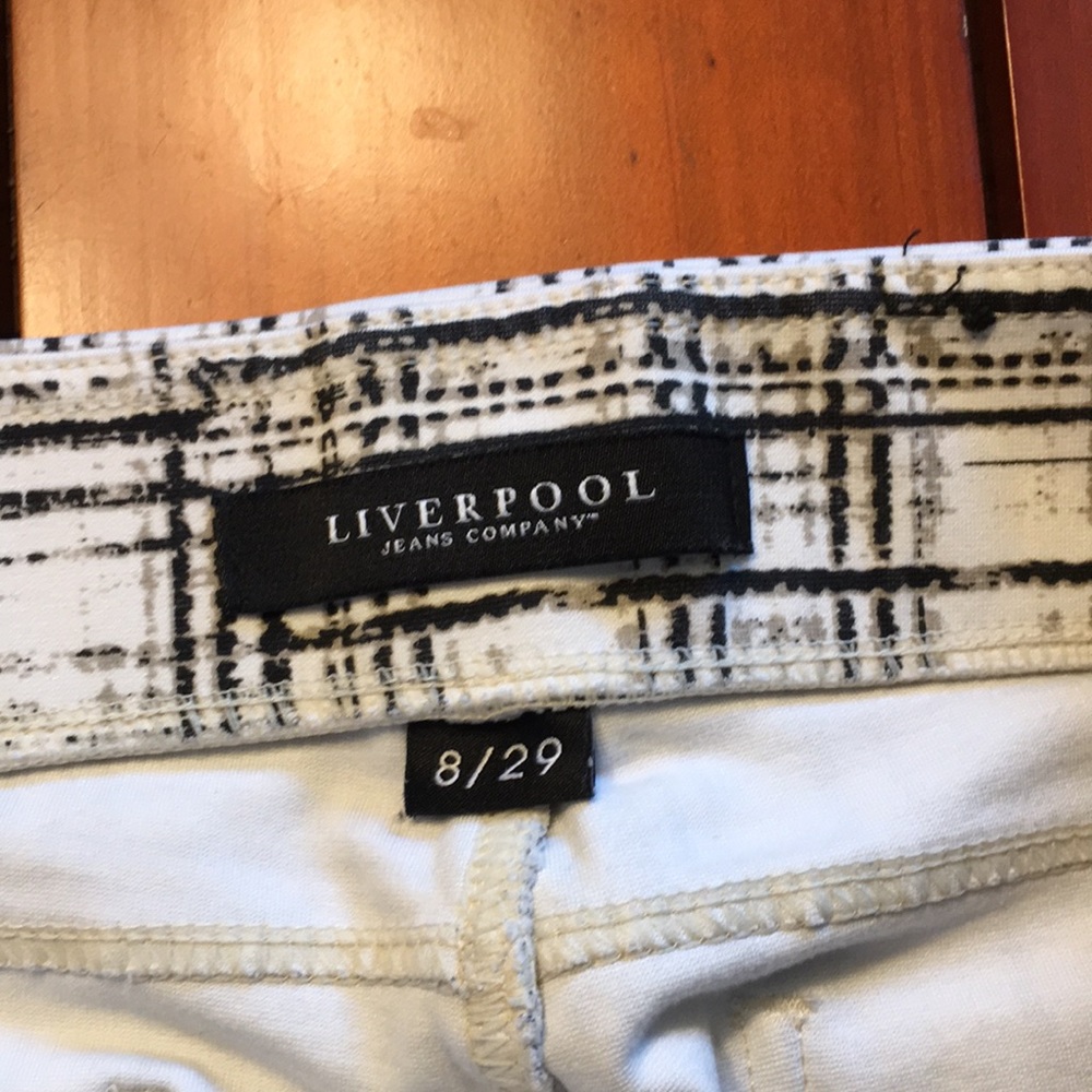 Women’s size 6 Liverpool Jeans Company pants - Picture 2 of 5